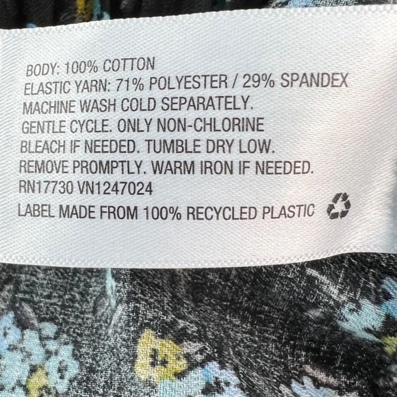 1X 3X Ava & Viv Black Floral Smocked Peplum Blouse Top Puff Sleeve Target NEW - Picture 4 of 9